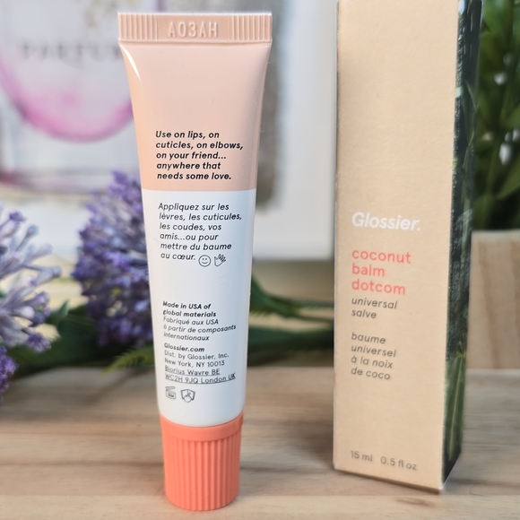 Glossier Coconut Balm Dotcom Universal Salve For Skin Full Size New - Picture 3 of 8
